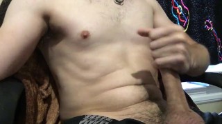 COLLEGE GUY JACKING OFF AND BUSTING A HUGE LOAD