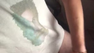 Ragazzo italiano etero si sega su gay