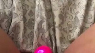 Screaming orgasm 