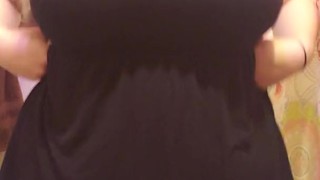 Jiggle jiggle Bounce bounce (titty edition)