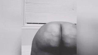 Twerking clips. Inbox me to purchase full length videos