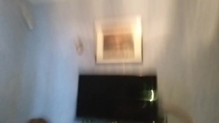 Жаркий анальный секс молодого парня и зрелой Алины в раскрытую дырку