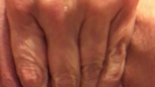 Playing and cumming while peeing...watch me!
