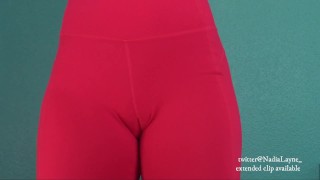 MILF Camel Toe in Yoga Pants