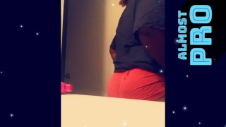Having some fun shakkng my ass ( Slow Motion )