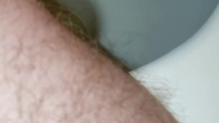 Me pissing and cumming 