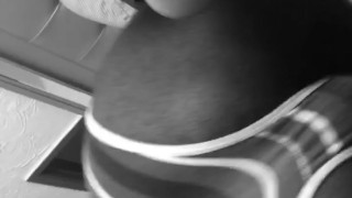 Waiting for my boyfriend to come home someone keep my company 