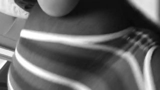 Waiting for my boyfriend to come home someone keep my company 