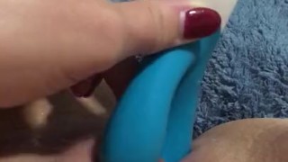 Massive gushing squirt with vibrator soaks bed