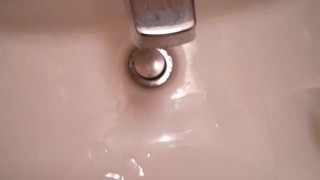 A quick cumshot for you