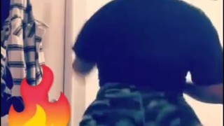 This Ebony Girl Loves to Twerk and Shake ass.