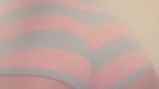 Cute booty shaking in your face :p
