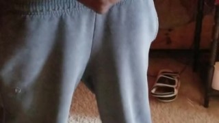 Jerk off with a huge cumshot