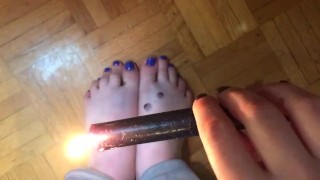 HOT WAX ON CUTE FEET