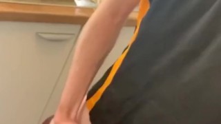 Straight Brit cums in kitchen 