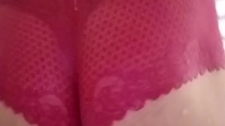 CD Michelle In Shower
