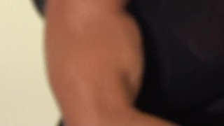 Biceps Measuring with World Famous FBB