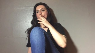 Smoking Jewels, Smoking Glamour