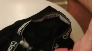 Huge Cumshot.. I'm not alone