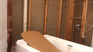 Bathtub 