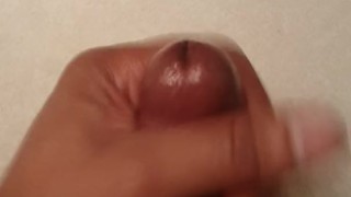 Used Baby Oil Jacking Off Cumshot At My Girlfriends Parents House