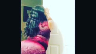 Lady in the red dress