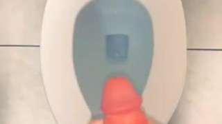 Cumming on the clock 