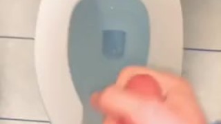 Cumming on the clock 