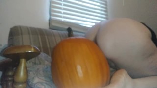 AquaPussy Pumpkin Fuck