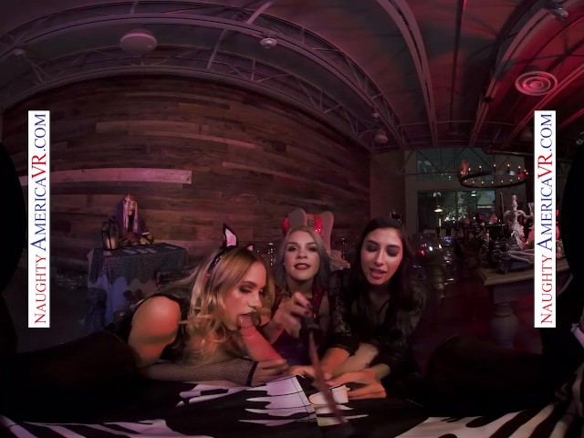 Naughty America Gabbie Carter, Gianna Dior, & Khloe Kapri Fuck on Halloween 