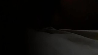 Pussy play in a strobe light. And with the strobe light. 