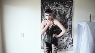 Fetish Model - Milk Rebelle