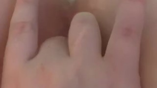 tight teen pussy in bath 