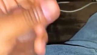 Wank while pornhub play