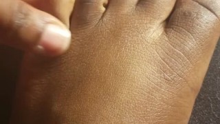 Watch Me Apply Lotion To My Ash Foot.