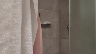 Tight4older - having a wank in the shower