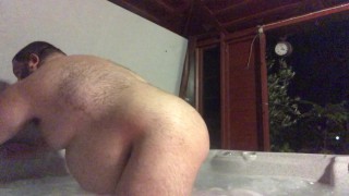 wet nakie hottub bear