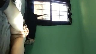 Goth girl makes herself cum