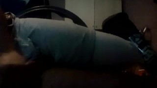 Amputee Busts His Load Up Close 