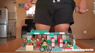 Vore Giant Destroys Grocery Store and Devours Littles