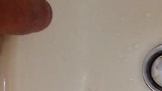 Hot piss in the sink. Spray.