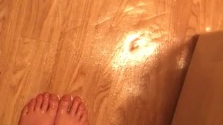 Pissing, getting wet, and horny 
