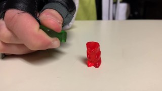 Sinon Snacks: Cosplay Gummy Bear Vore