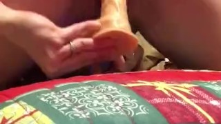 Fun with a dildo 