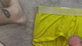 Jerking off before bed to Asian Porn