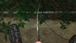 Outdoor peeing