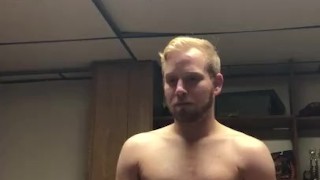 Quick orgasm before work 