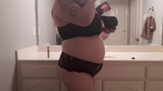 2 Liter Belly Bloat in Lingerie