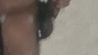 Me masturbo en mi casa