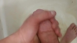 Peeing bath